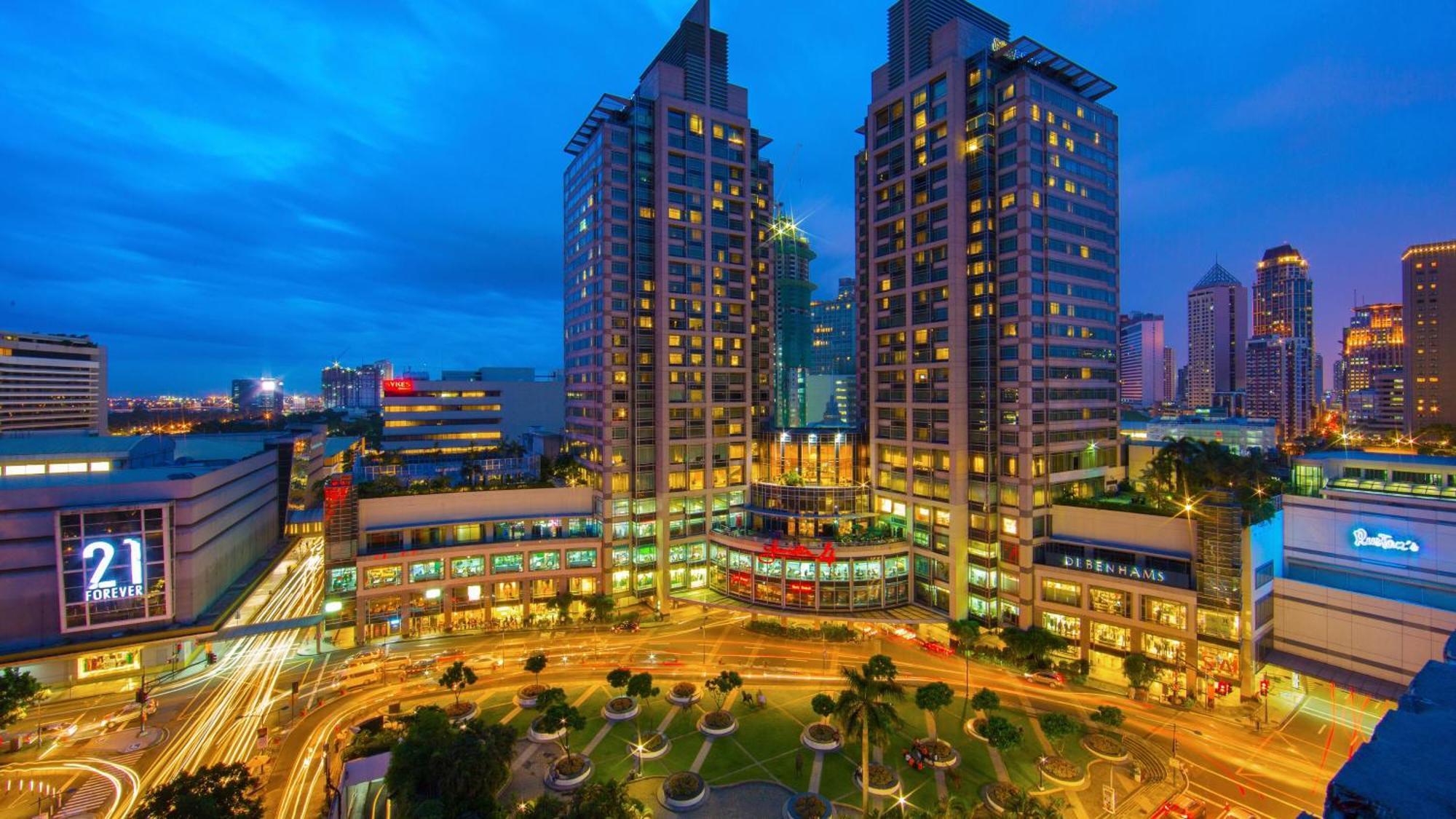 Holiday Inn & Suites Makati By Ihg Makati City Exterior foto