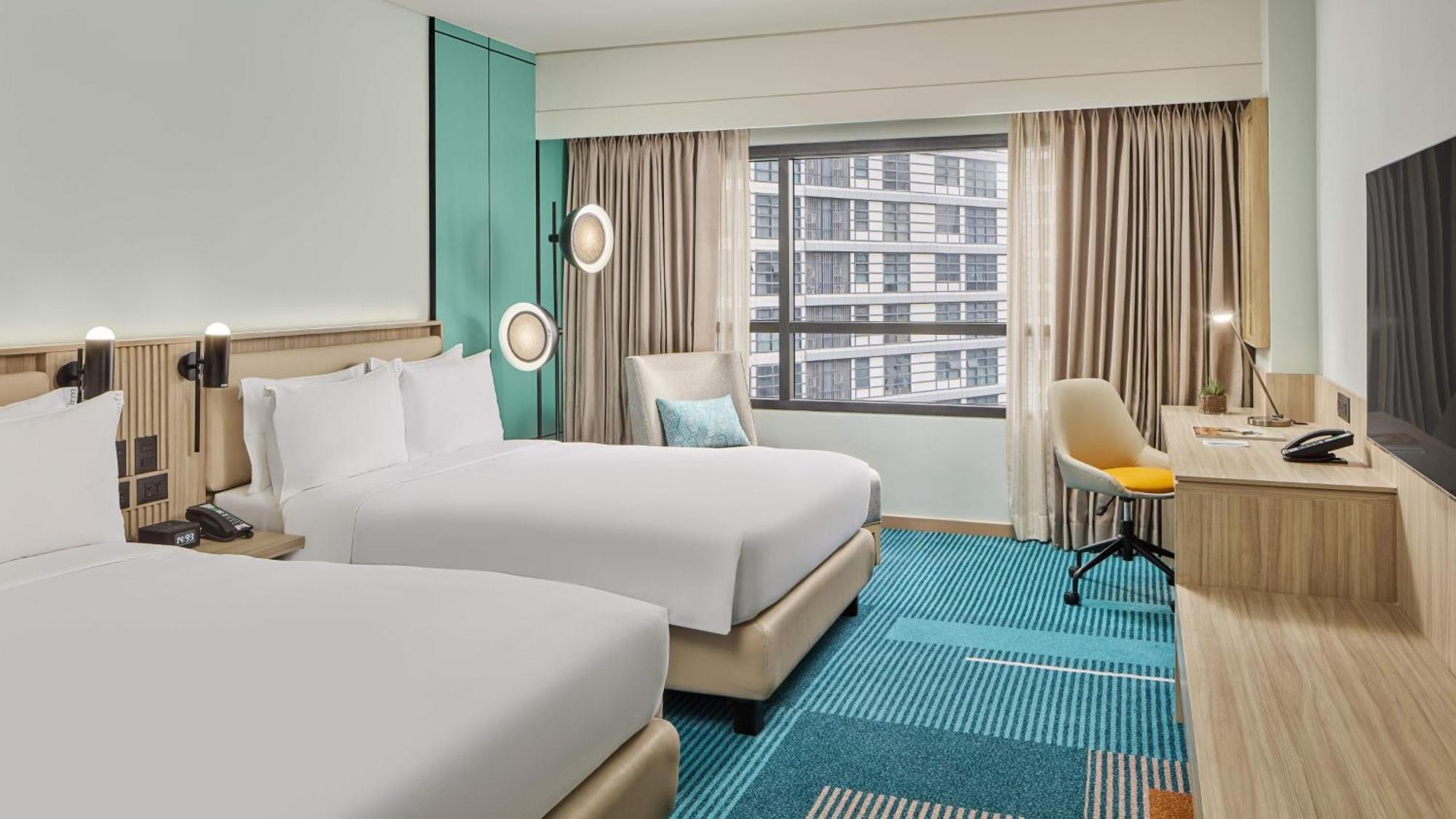 Holiday Inn & Suites Makati By Ihg Makati City Exterior foto